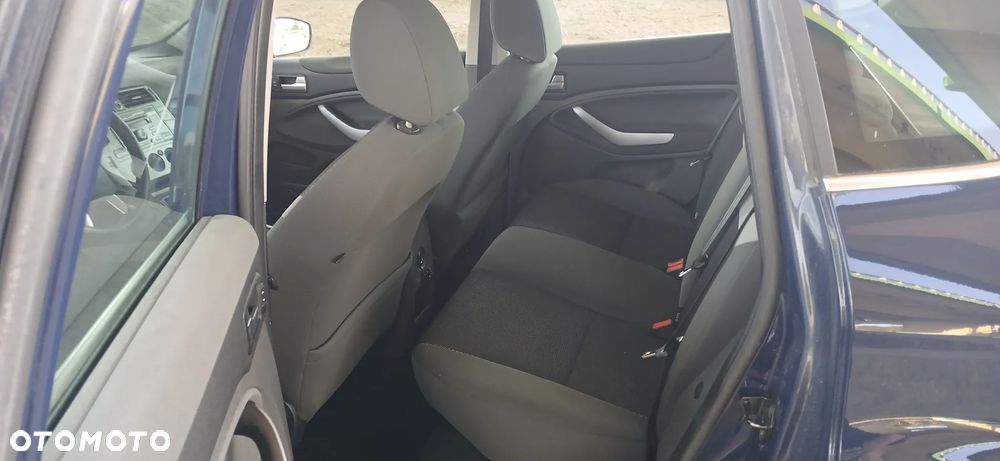 Ford Kuga 2.0 TDCi Trend - 8