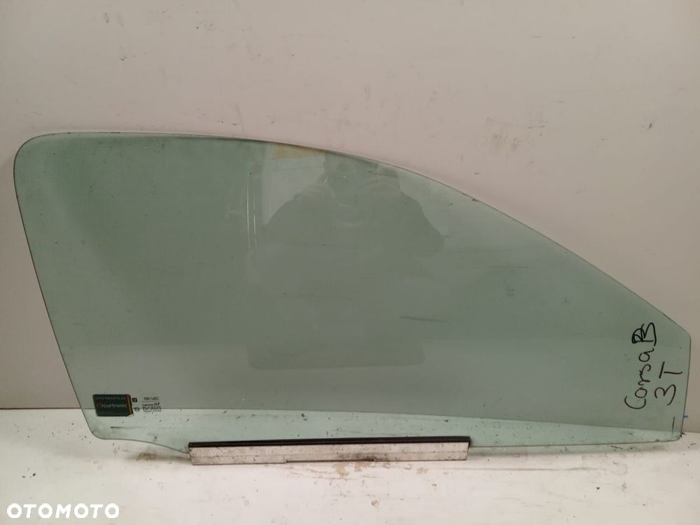 Szyba przednia opuszczana prawa OPEL CORSA B 1993- 3 DRZWI - 1