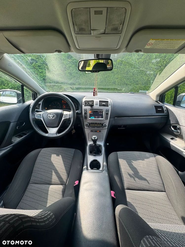 Toyota Avensis 2.0 D-4D Sol - 5
