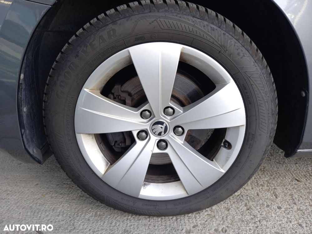 Skoda Superb - 17