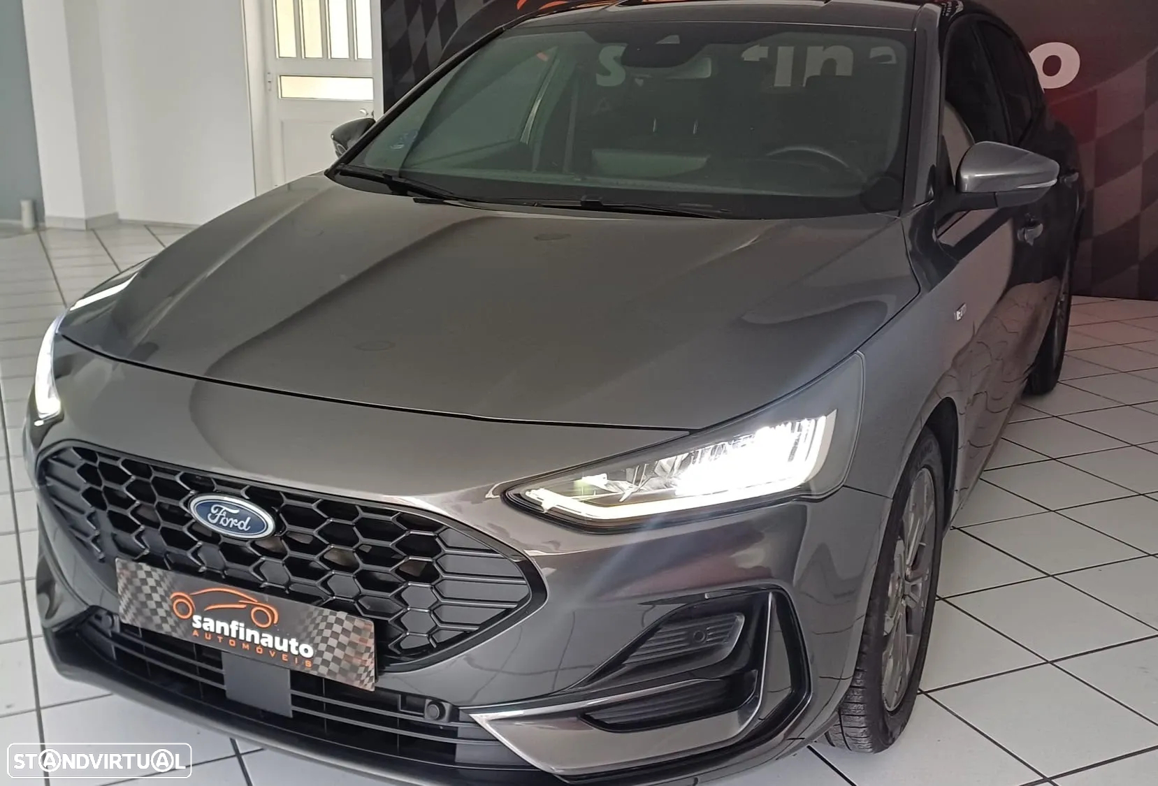 Ford Focus 1.0 EcoBoost Hybrid ST-LINE - 7