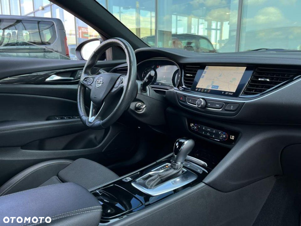 Opel Insignia - 34