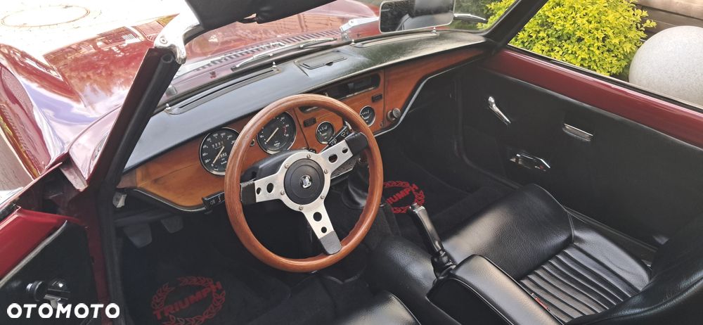 Triumph Spitfire - 19