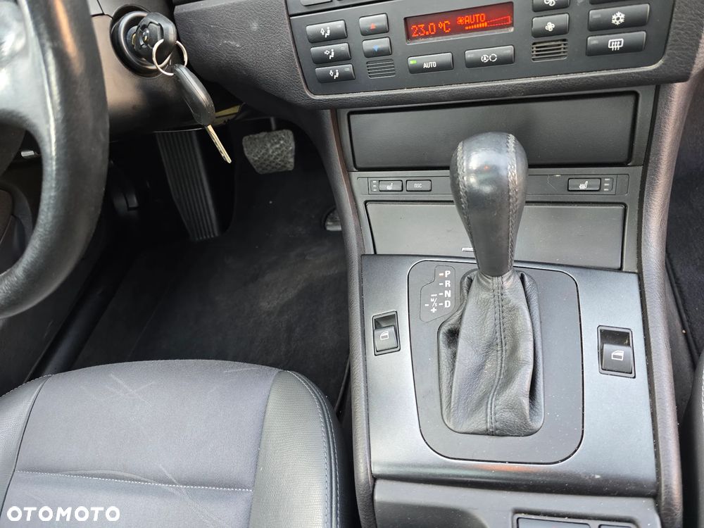 BMW Seria 3 - 23