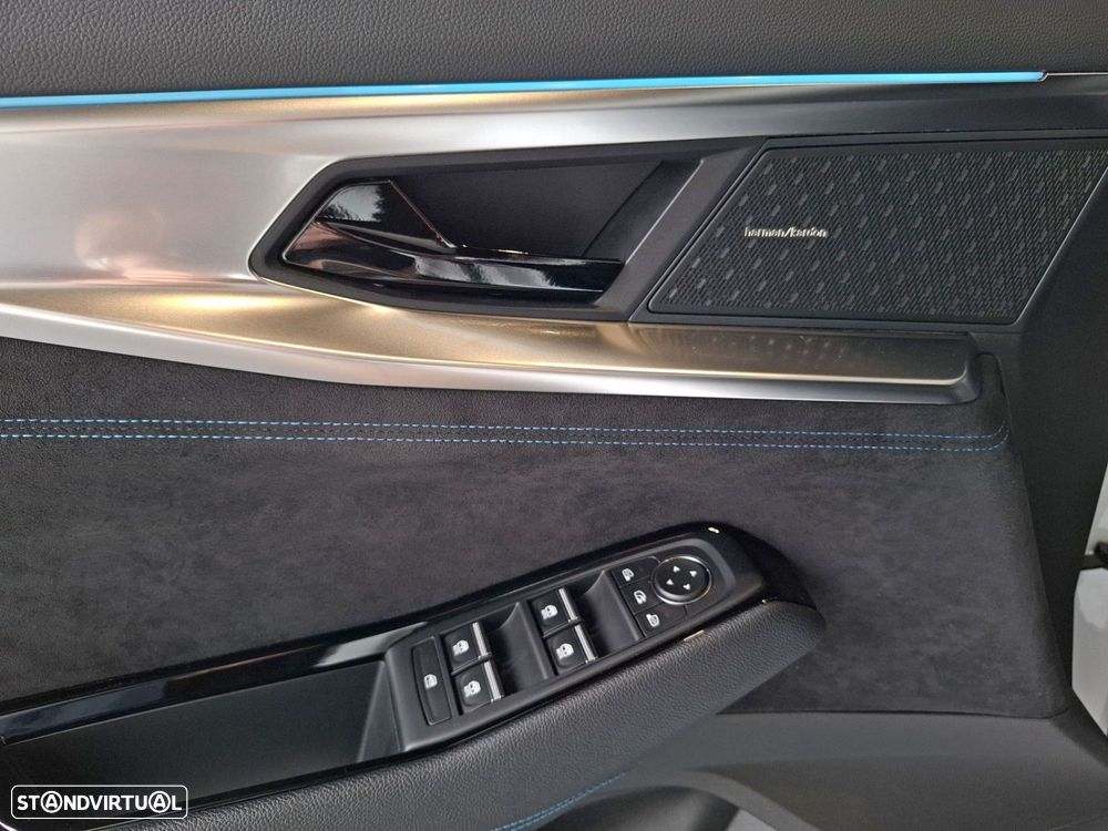 Renault Austral 1.2 E-Tech Iconic Espirit - 20