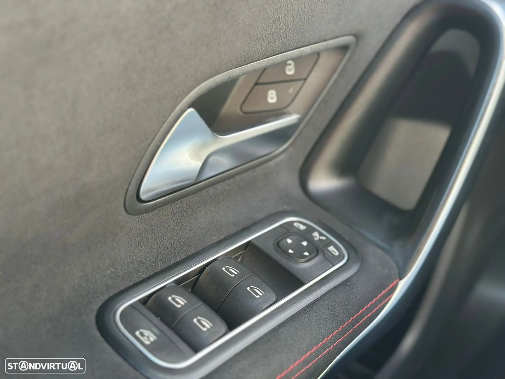 Mercedes-Benz A 180 d AMG Line Aut. - 30