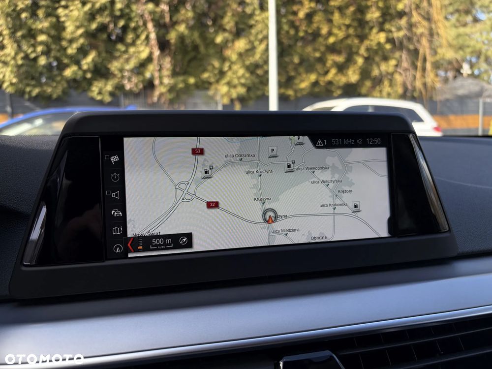 BMW Seria 5 520d - 27