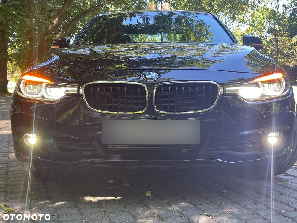 BMW Seria 3 328i xDrive - 8
