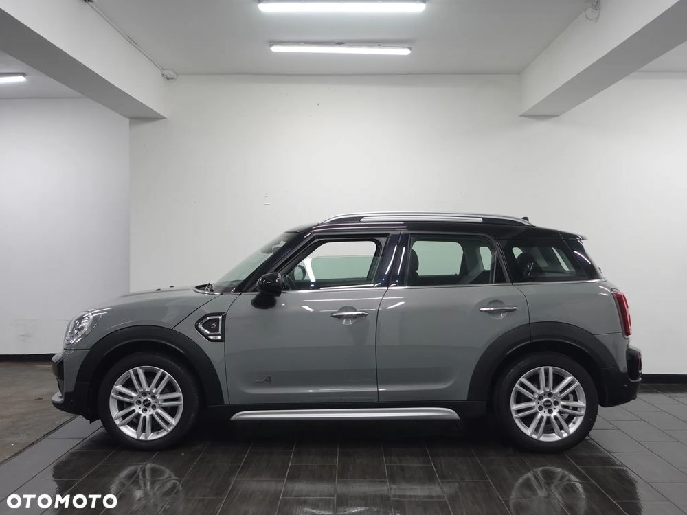 MINI Countryman Cooper All4 Essential Trim - 4