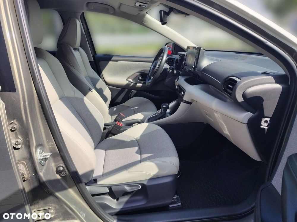 Toyota Yaris 1.5 Selection Elegant CVT - 8