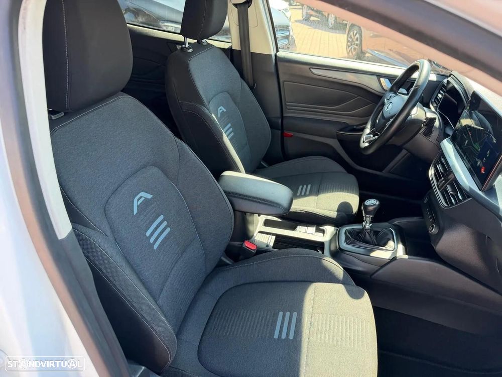 Ford Focus 1.0 EcoBoost Titanium - 21