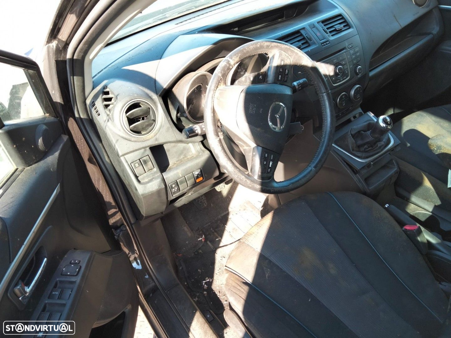 Mazda 5 Superior Wagon 1.6D de 2011 disponível para peças - 7