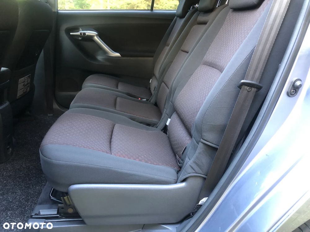 Toyota Verso 1.8 5-Sitzer Life - 23