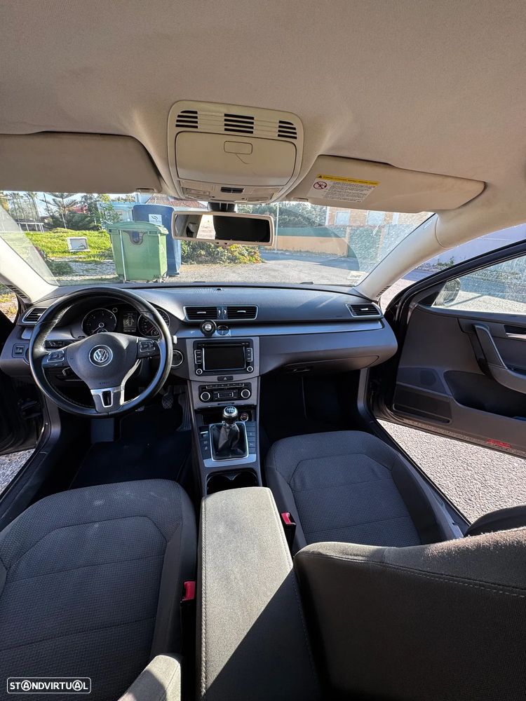 VW Passat Variant 2.0 TDI Confortline - 10