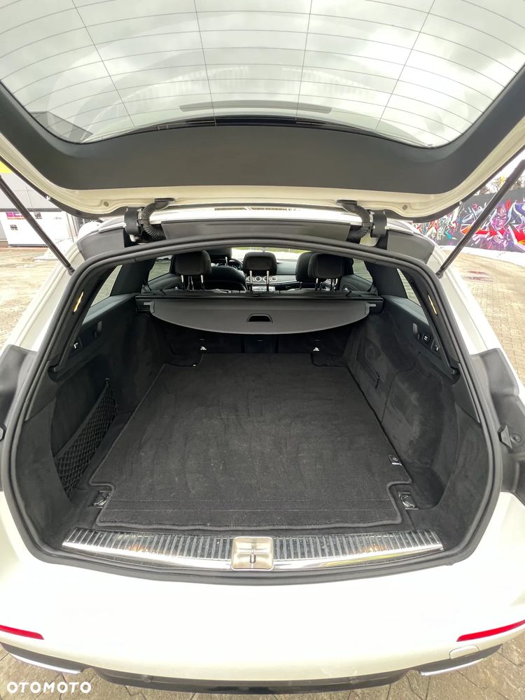 Mercedes-Benz Klasa E 220 d 4-Matic 9G-TRONIC - 18