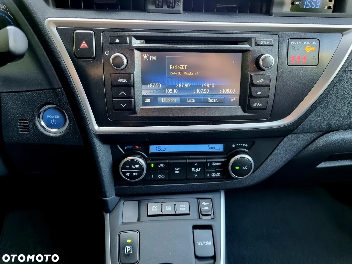 Toyota Auris Hybrid 135 Premium - 19