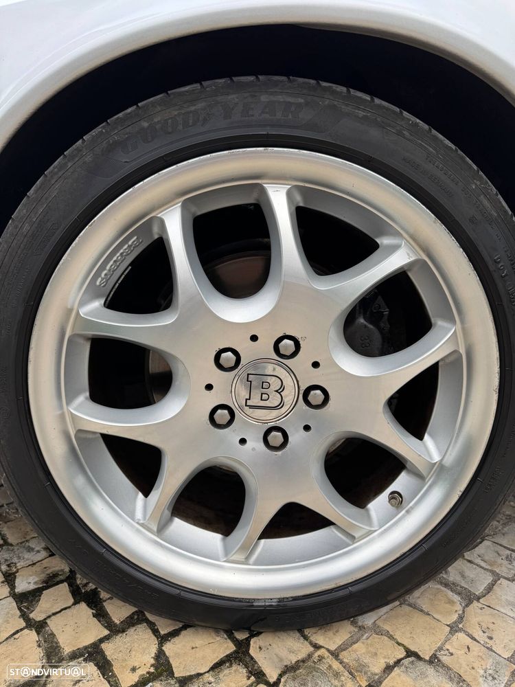 Mercedes-Benz SL 320 Standard - 41