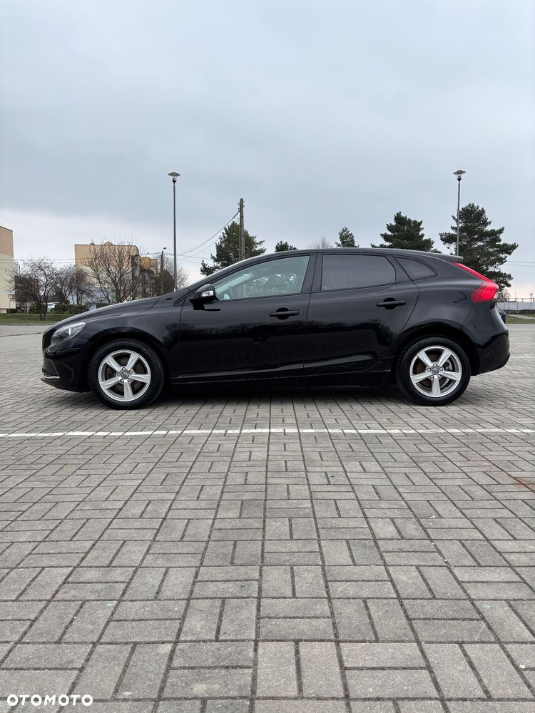 Volvo V40 D2 Momentum - 3