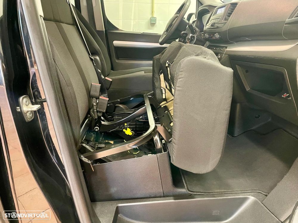 Toyota Proace Verso 1.5 D-4D L2 1.2T Comfort 9L - 45