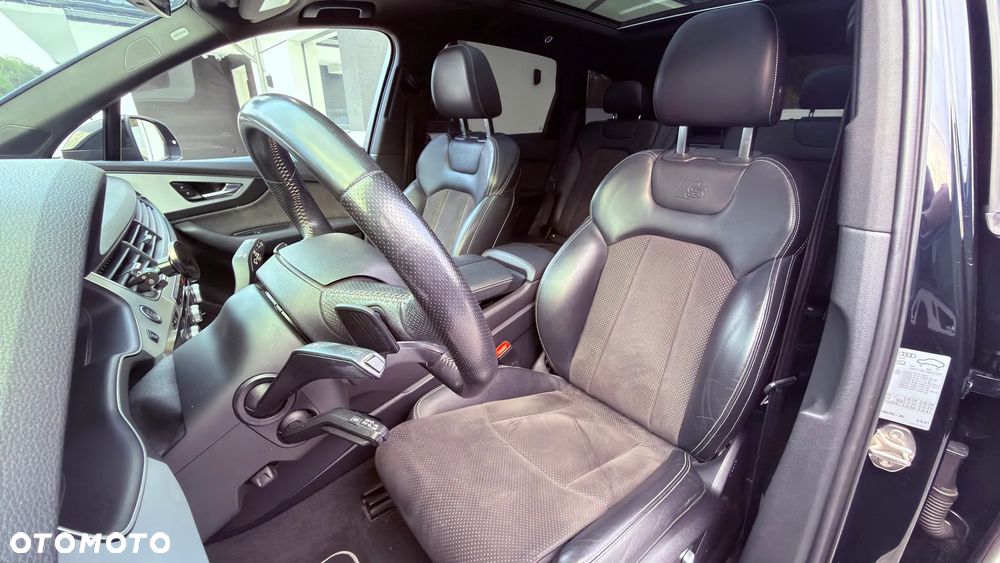 Audi Q7 - 17