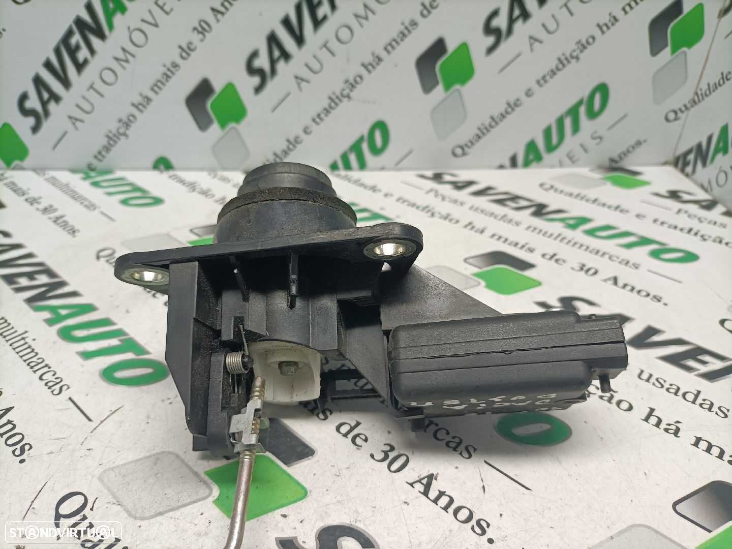 Interruptor / Switch / Botão Da Mala Dacia Duster (Hs_) - 2