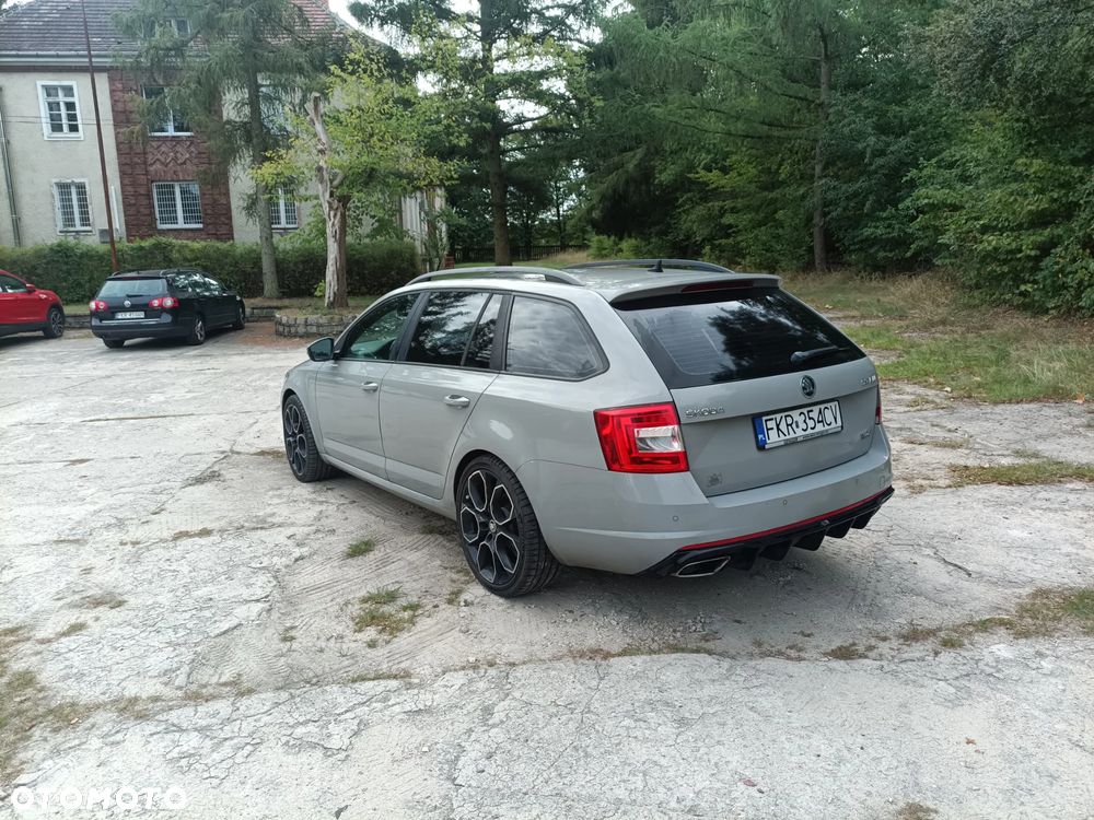 Skoda Octavia 2.0 TDI RS DSG - 3