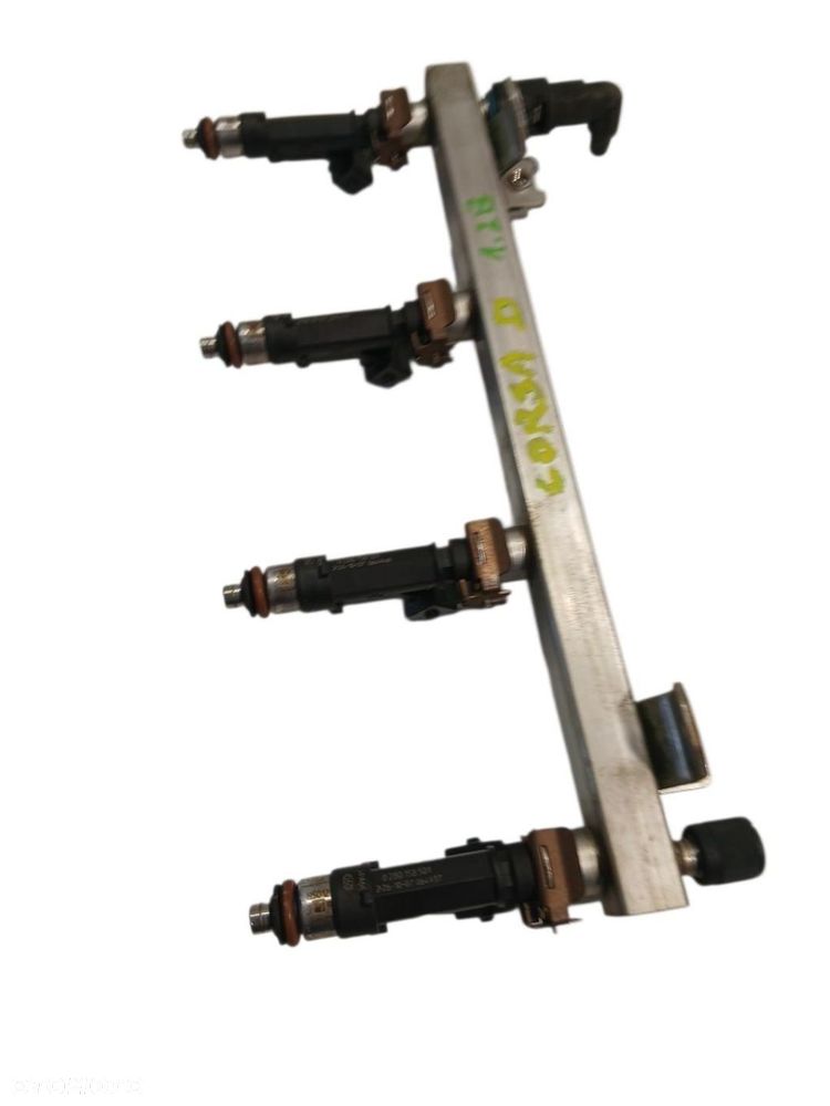 LISTWA WTRYSKOWA WTRYSKI OPEL CORSA D 1.2 - 4