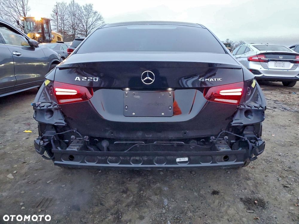 Mercedes-Benz Klasa A 220 4Matic 7G-DCT - 7