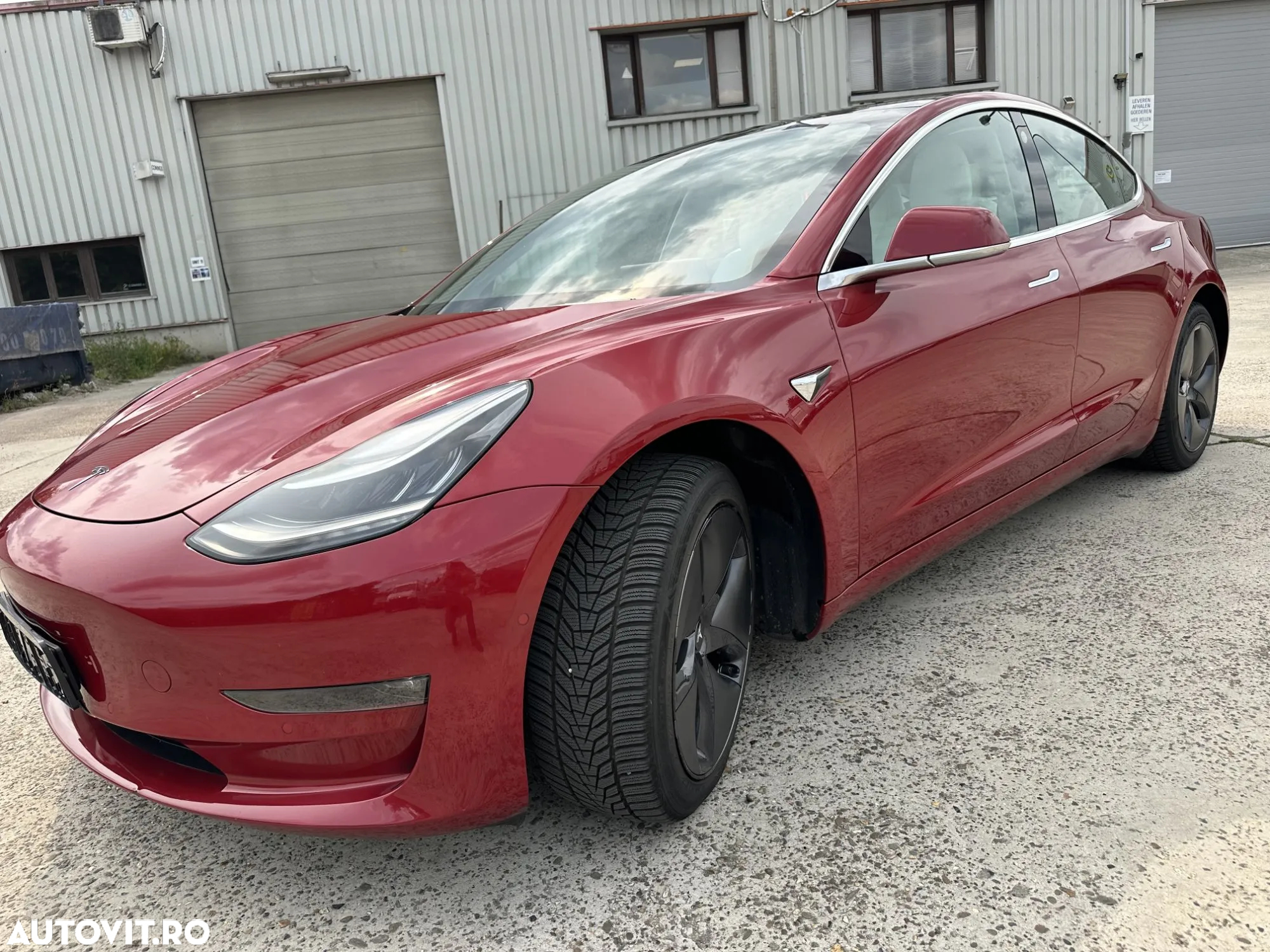 Tesla Model 3 Langstreckenbatterie Allradantrieb Dual Motor - 8