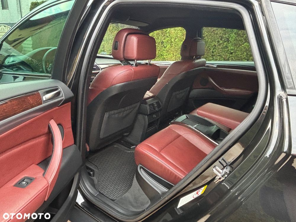 BMW X6 - 28