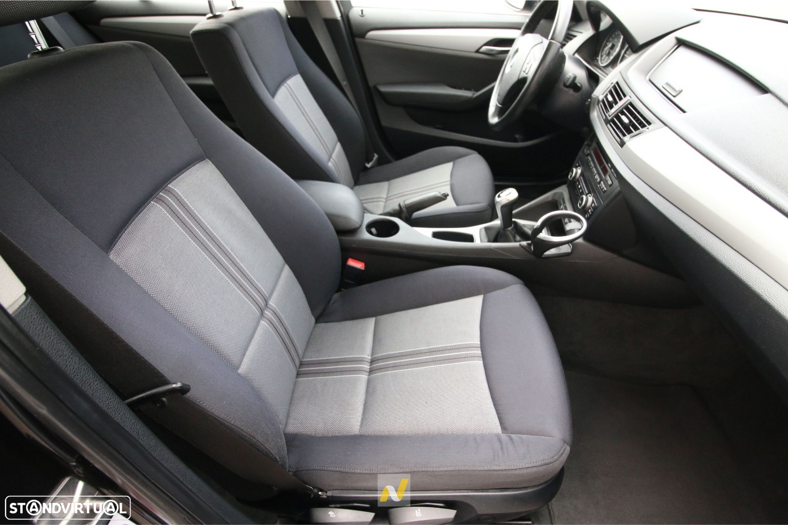 BMW X1 18 d sDrive - 13