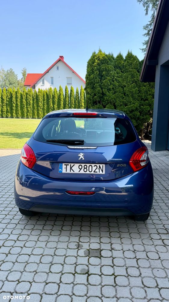 Peugeot 208 - 7