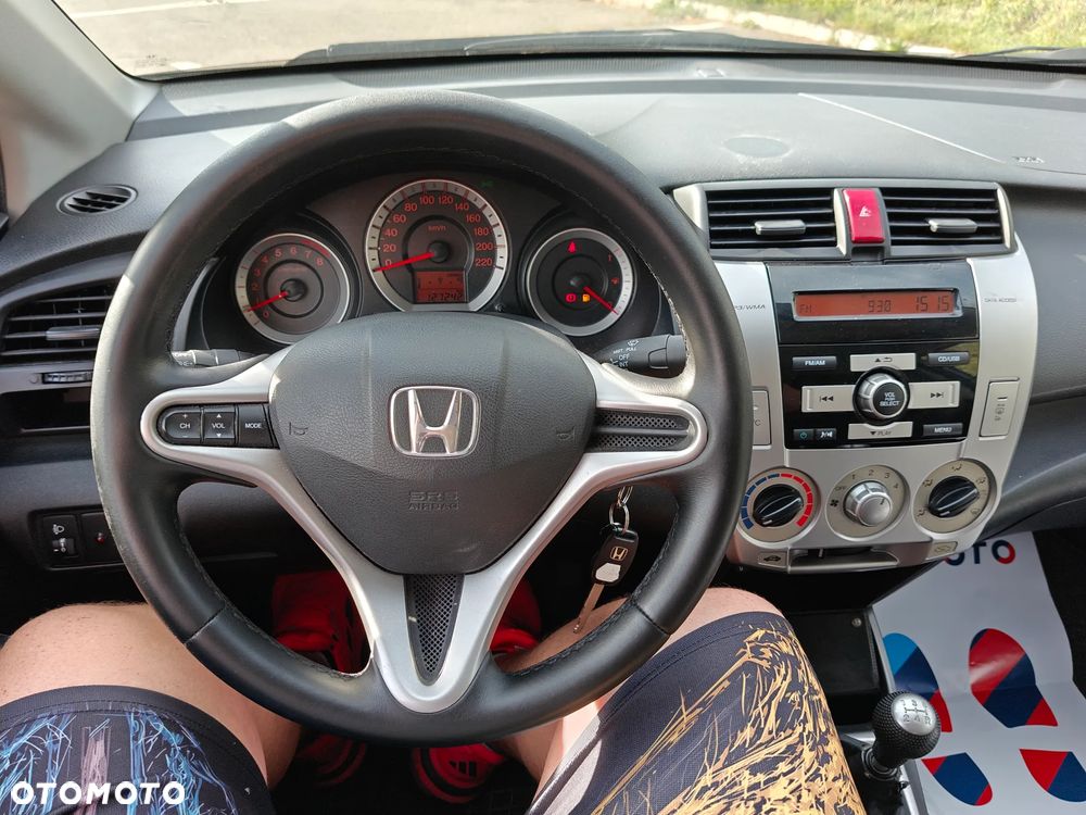 Honda City 1.4 Elegance - 19