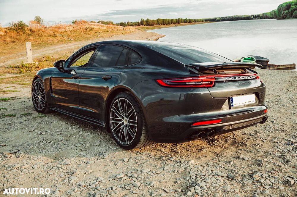 Porsche Panamera 4S - 20