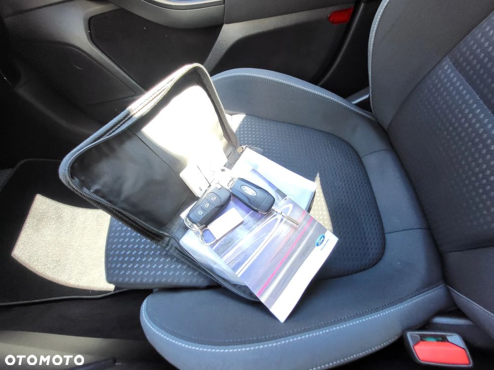 Ford Focus 1.5 TDCi Platinium X PowerShift - 25