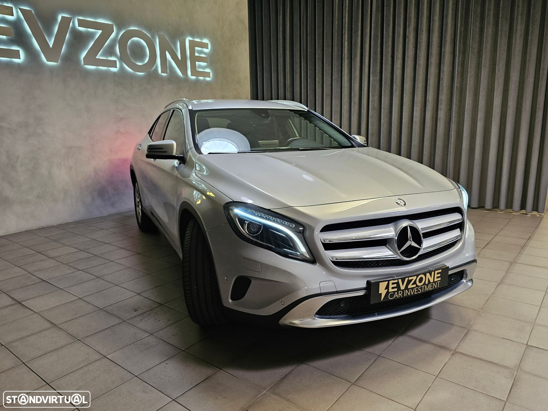 Mercedes-Benz GLA 180 CDi Urban - 2