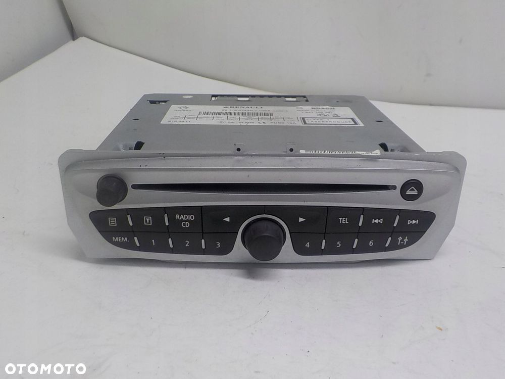 RENAULT MEGANE III RADIO FABRYCZNE KOD 281150743R - 1