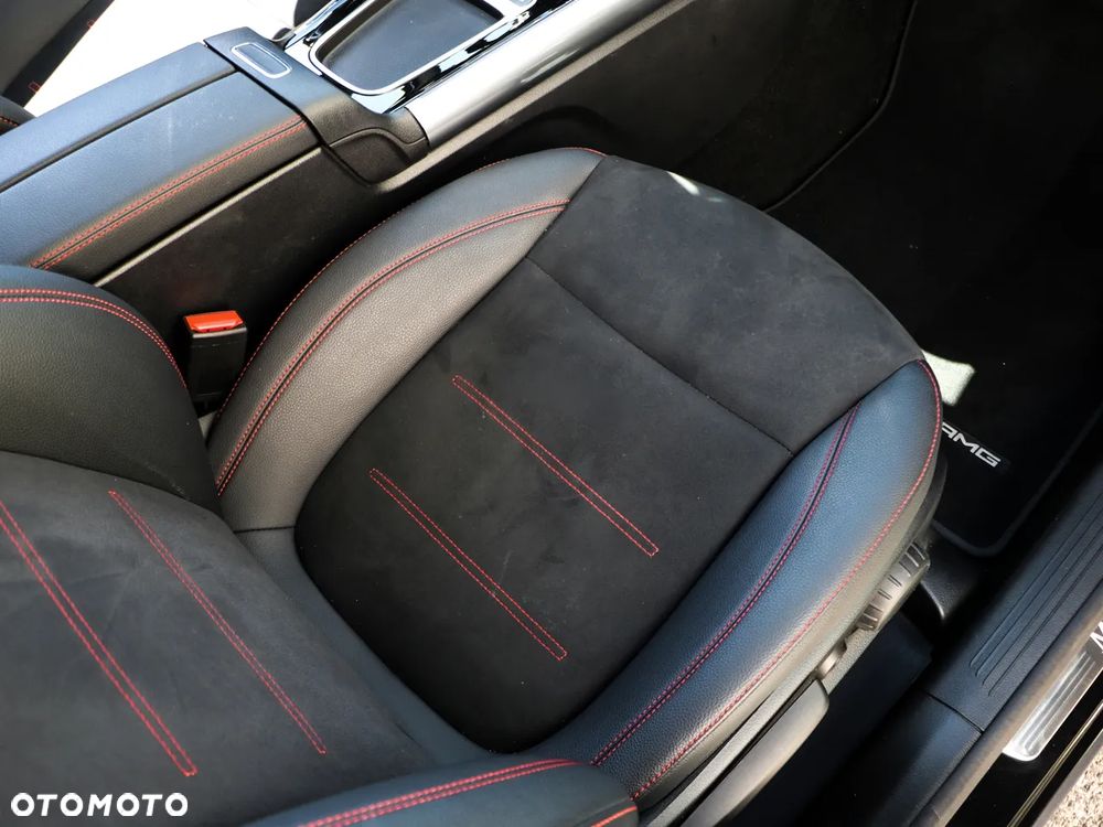 Mercedes-Benz GLA 250e AMG Line - 22