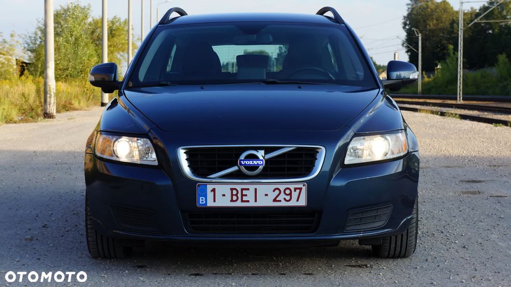 Volvo V50 D2 Momentum - 7