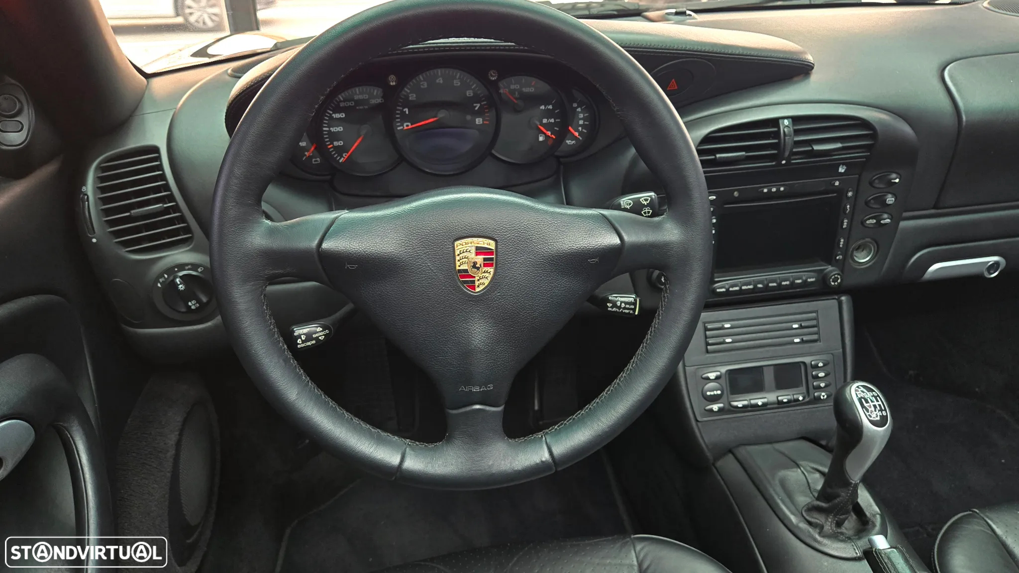 Porsche 911 (996) Carrera 4 S - 26