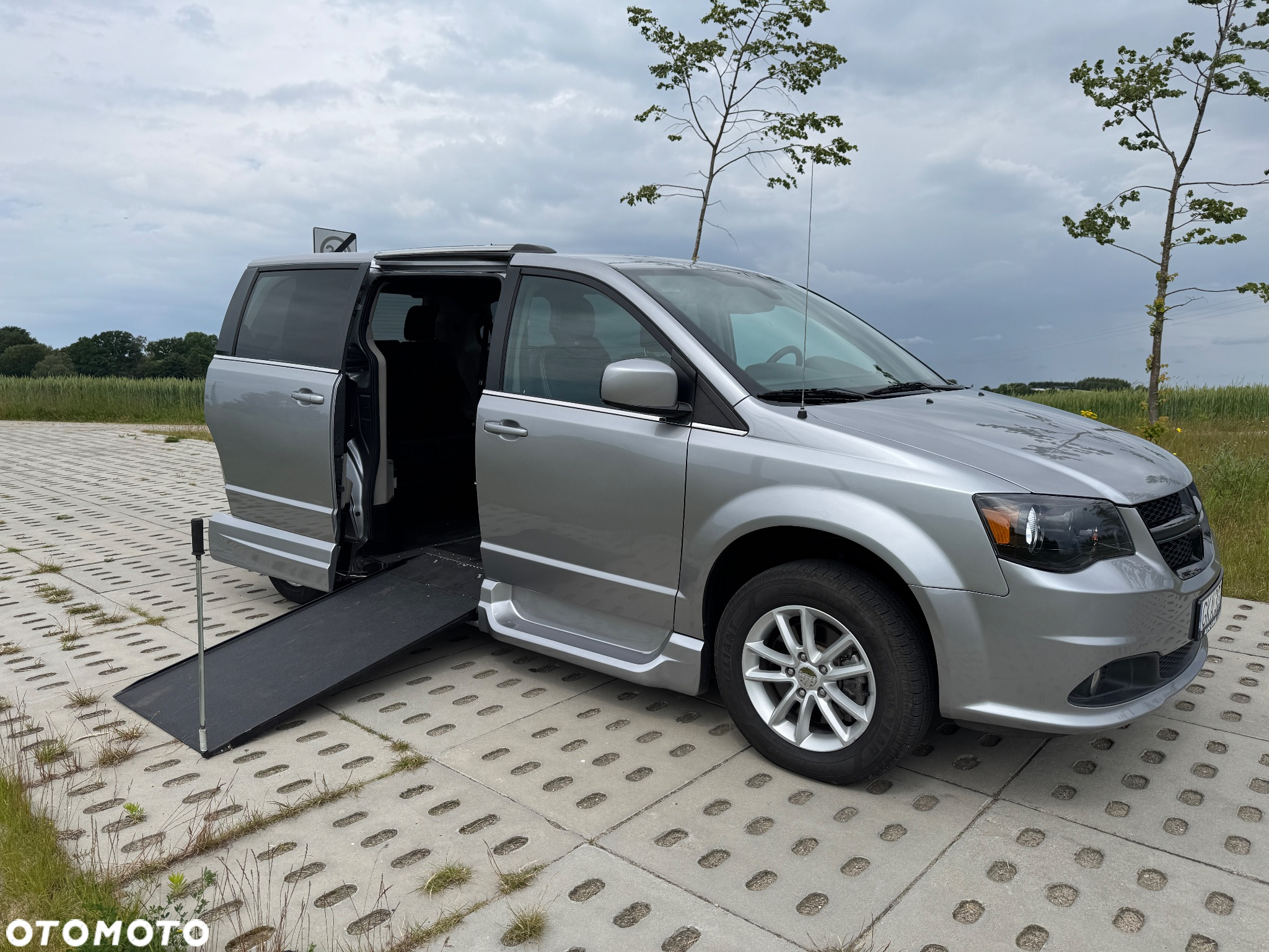Dodge Grand Caravan 3.6 Express - 2