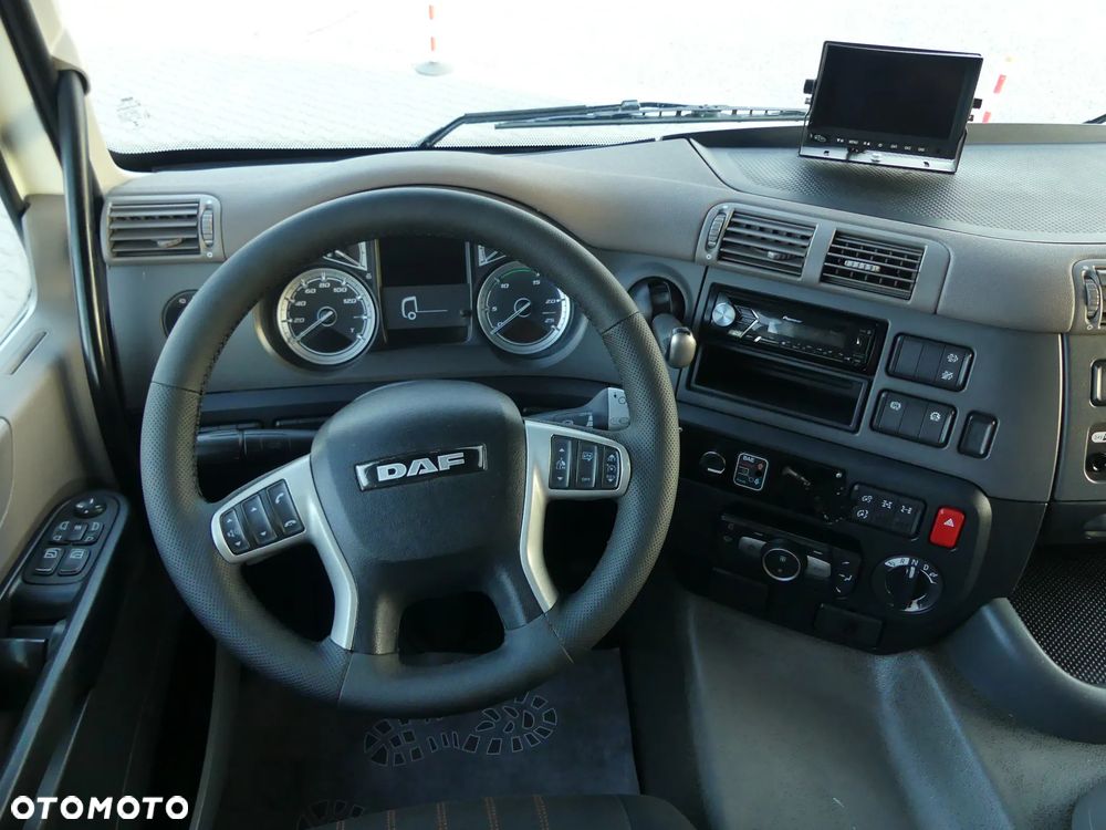 DAF CF 480  8x4 / WYWROTKA 2 STR / HYDRO BURTA / SPROWADZONY / - 31