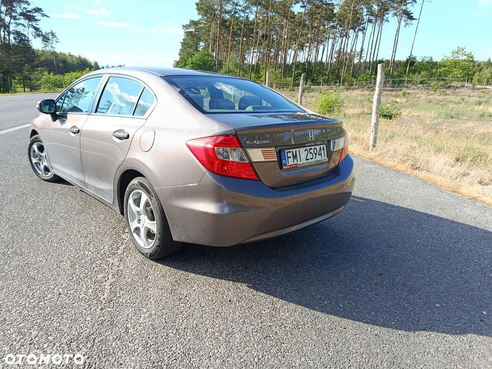 Honda Civic 1.8 Comfort - 3