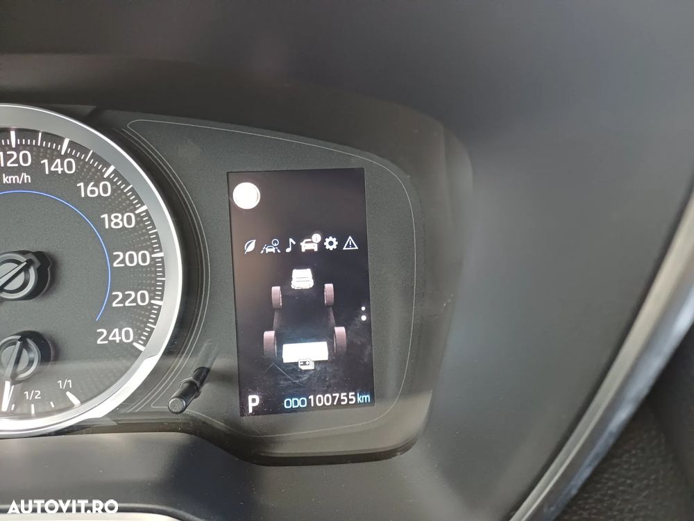 Toyota Corolla 1.8 HSD Dynamic - 14