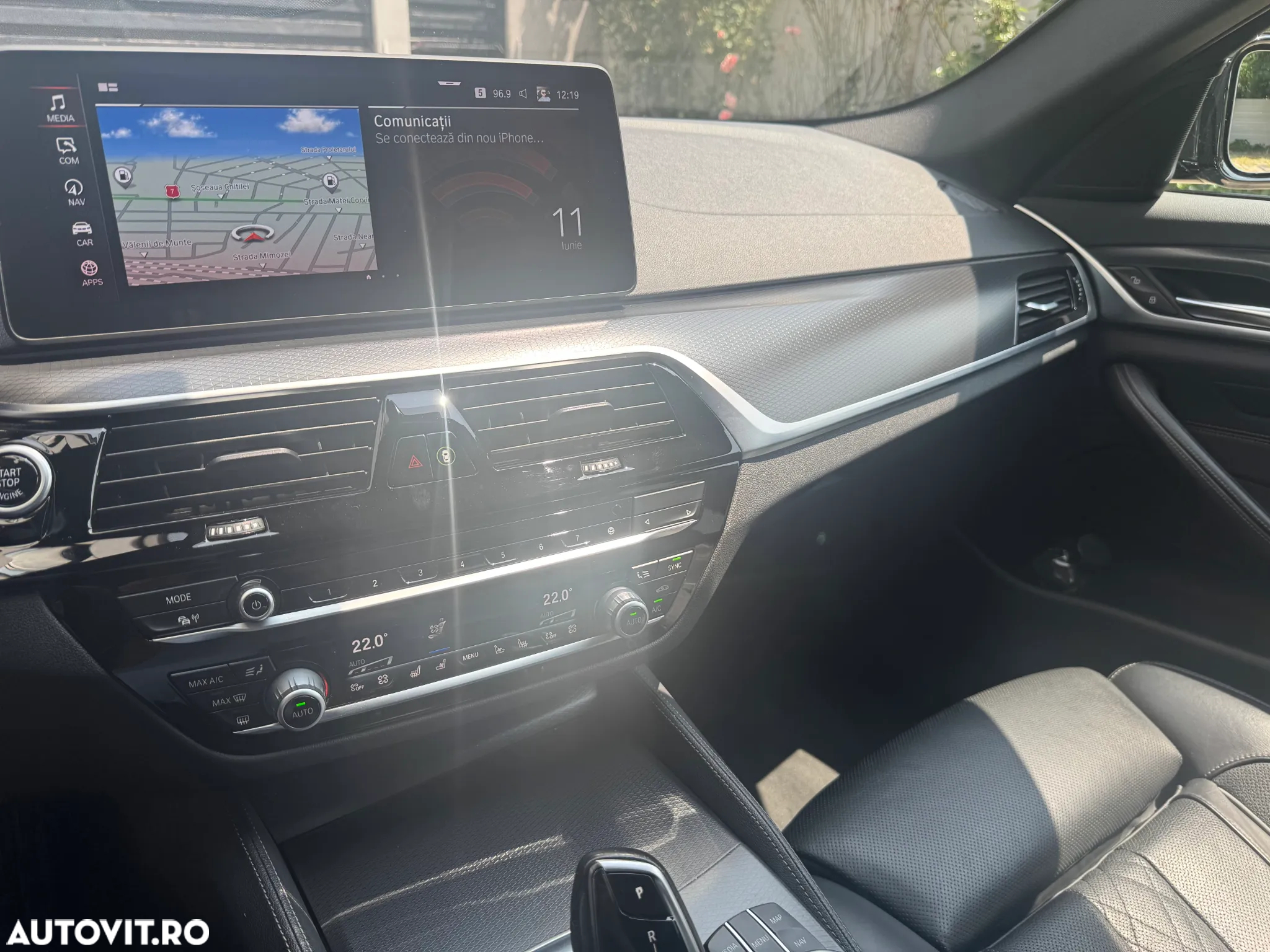 BMW Seria 5 520d xDrive AT MHEV - 10