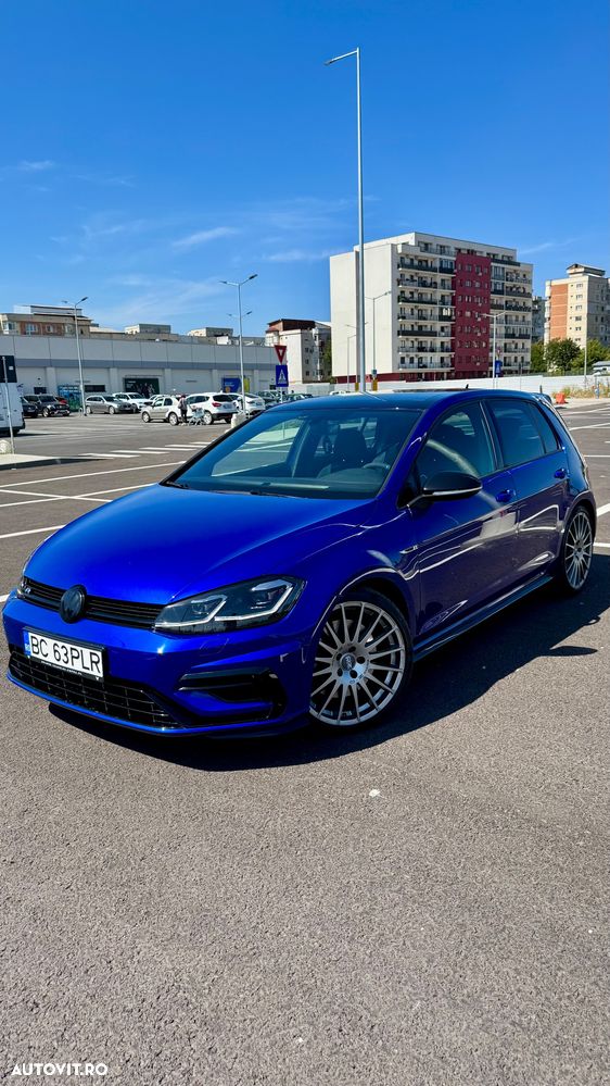 Volkswagen Golf 2.0 TSI DSG R - 2