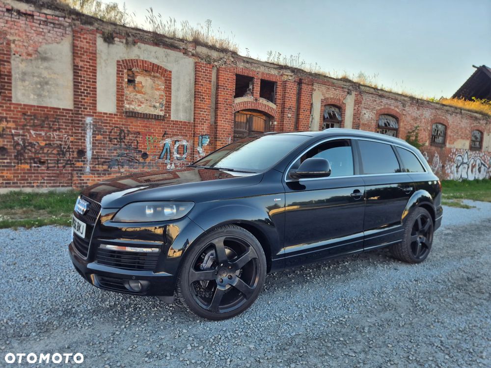 Audi Q7 - 32