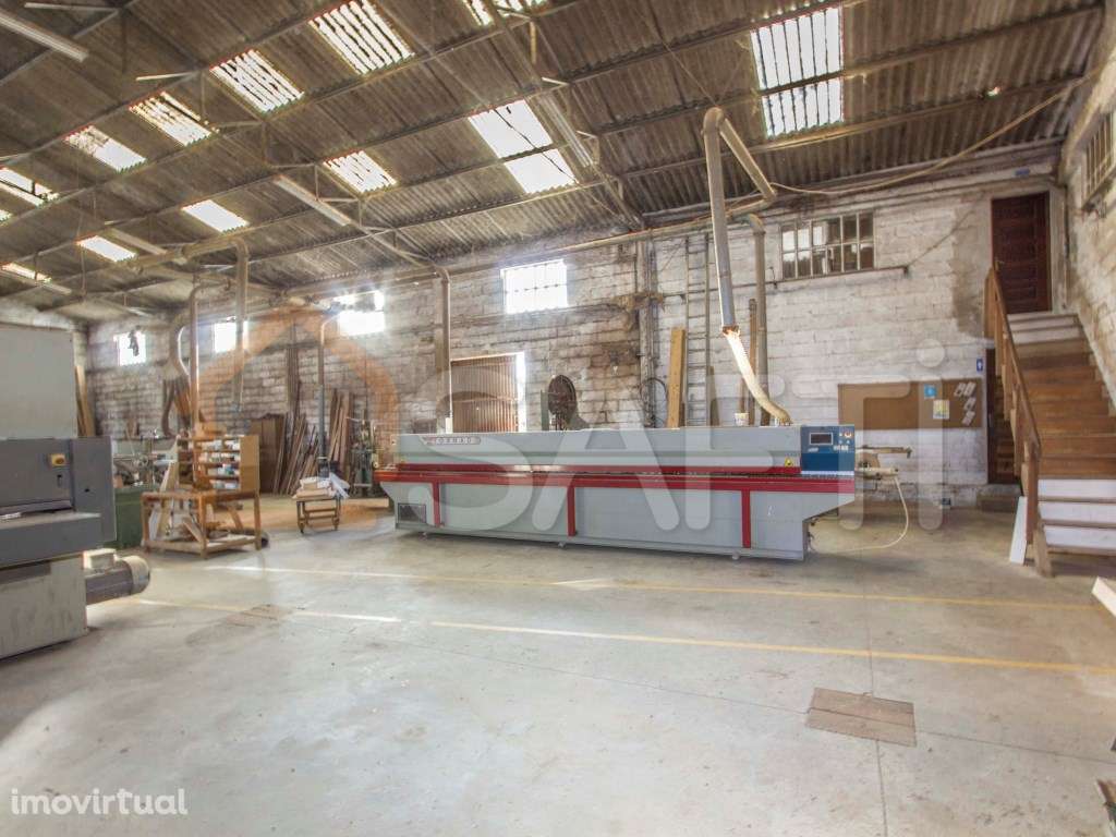 Carpintaria / Fábrica de moveis - Grande imagem: 4/11