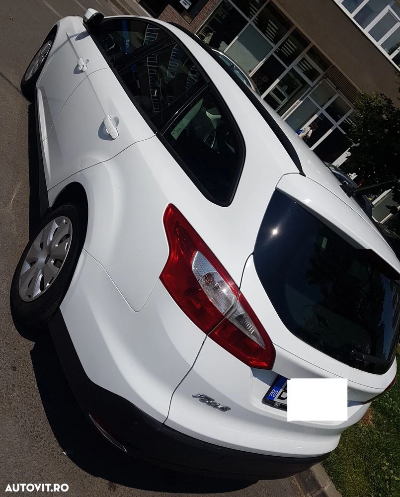Ford Focus - 5