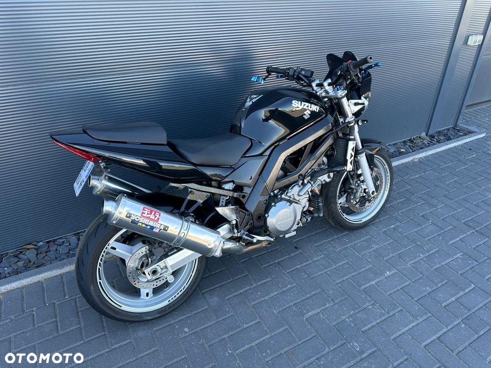 Suzuki SV - 4